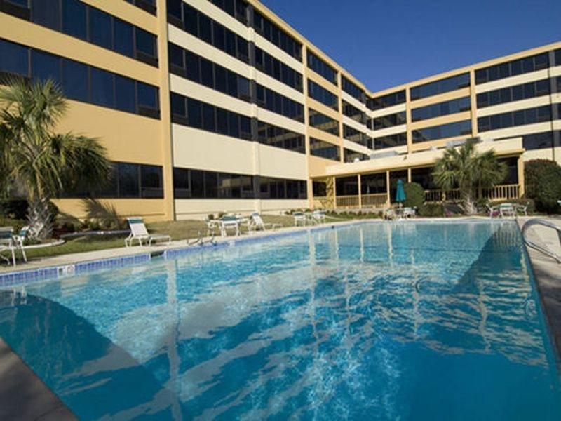 La Quinta By Wyndham New Orleans Airport Hotel Kenner Exterior photo
